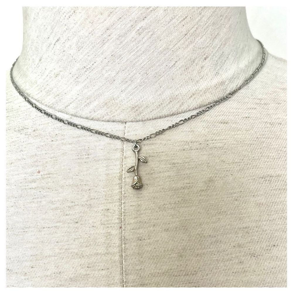 Silver tone dainty rose Pendant necklace